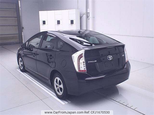 toyota prius 2012 CFJ1670530 image 2