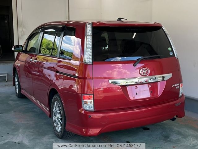 toyota isis 2013 CFJ1458177 image 2