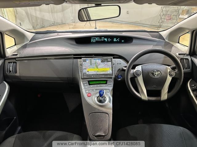 toyota prius 2015 quick_quick_ZVW30_ZVW30-1963225 image 2