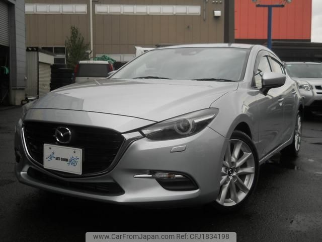 mazda axela 2017 CFJ1834198 image 1