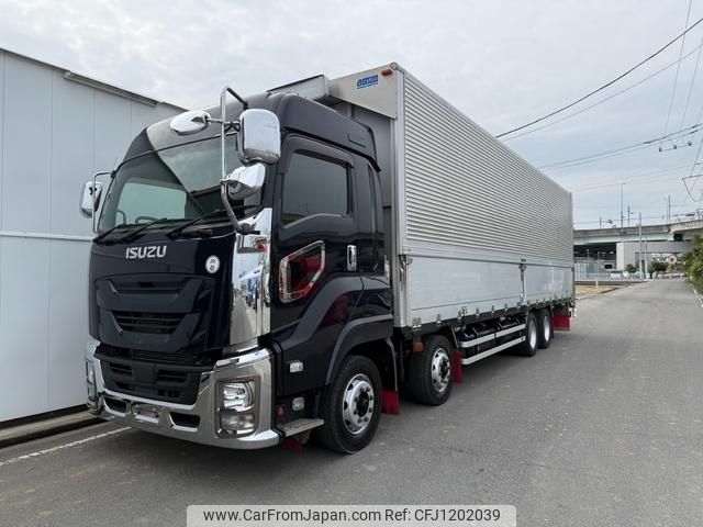 isuzu giga 2018 CFJ1202039 image 1