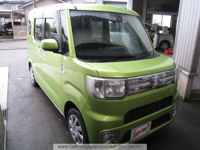 daihatsu wake 2018 CFJ1243701 image 1