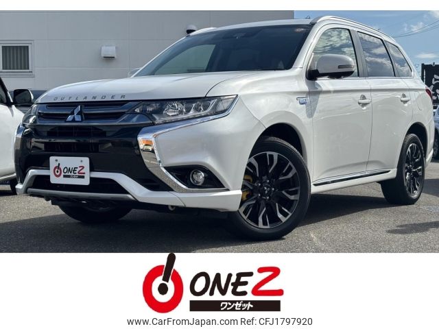 mitsubishi outlander-phev 2017 CFJ1797920 image 1