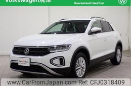 volkswagen volkswagen-others 2023 -VOLKSWAGEN--VW T-Roc 3BA-A1DPC--WVGZZZA1ZPV569904---VOLKSWAGEN--VW T-Roc 3BA-A1DPC--WVGZZZA1ZPV569904-