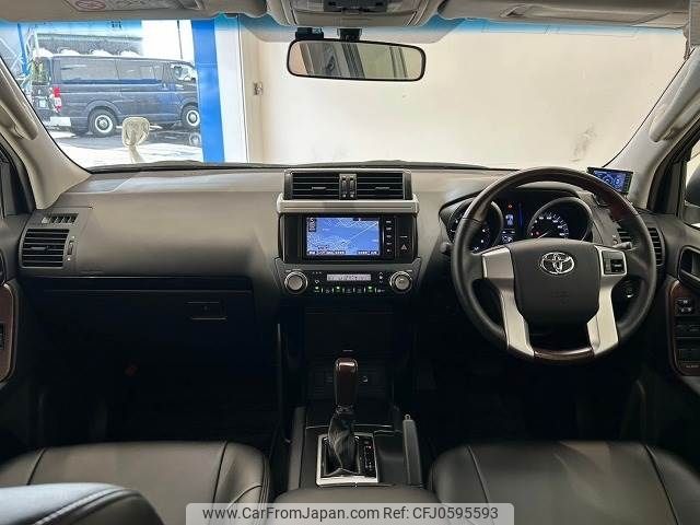 toyota land-cruiser-prado 2016 -TOYOTA--Land Cruiser Prado LDA-GDJ150W--GDJ150-0014252---TOYOTA--Land Cruiser Prado LDA-GDJ150W--GDJ150-0014252- image 2