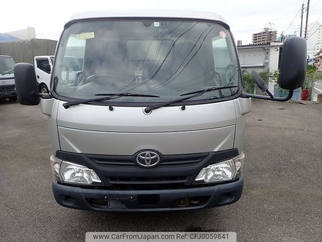 toyota dyna-truck 2017 24411107 image 2