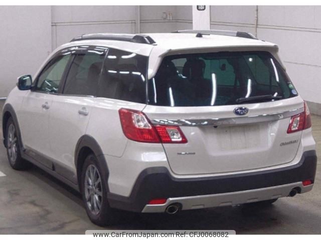 subaru exiga-crossover-7 2015 quick_quick_DBA-YAM_YAM-017332 image 2