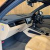 porsche macan 2018 CFJ1569376 image 45