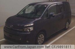 toyota voxy 2013 -TOYOTA--Voxy DBA-ZRR70G--ZRR70-0597585---TOYOTA--Voxy DBA-ZRR70G--ZRR70-0597585-