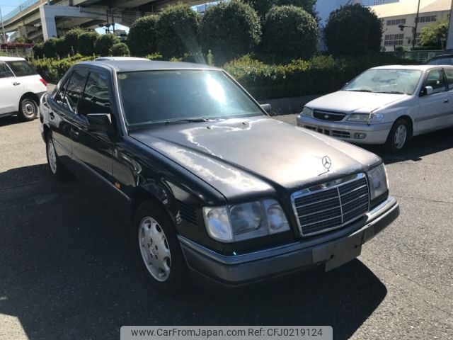 mercedes-benz e-class 1993 -MERCEDES-BENZ--Benz E Class Q-124133--WDB1241331-B962453---MERCEDES-BENZ--Benz E Class Q-124133--WDB1241331-B962453- image 1