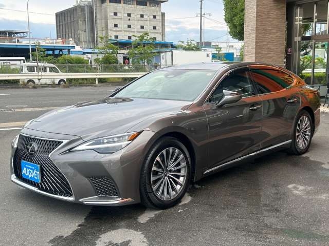 car_a0f4afc7-095a-4396-8a9a-