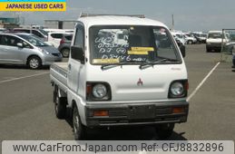 mitsubishi minicab-truck 1993 No.14949