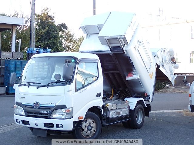 hino dutro 2015 24233008 image 1