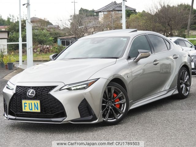 lexus is 2022 CFJ1789503 image 1