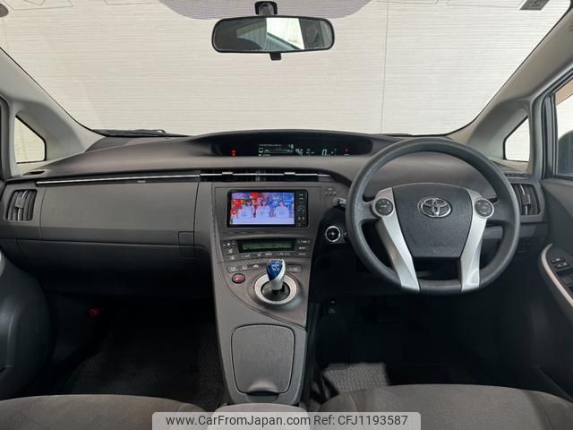 toyota prius 2012 quick_quick_ZVW30_ZVW30-1476891 image 2
