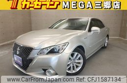 toyota crown 2013 CFJ1587134