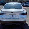 lexus is 2020 CFJ1833705 image 10