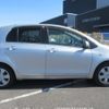 toyota vitz 2005 Y2025030025F-12 image 4