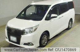 toyota esquire 2015 CFJ1470869