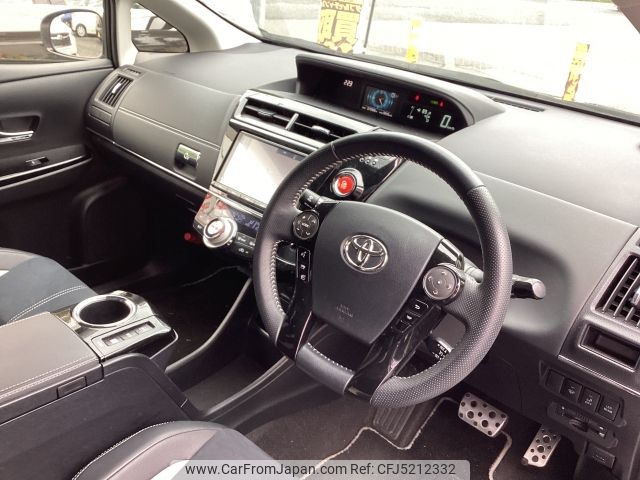 toyota prius-α 2017 -TOYOTA--Prius α DAA-ZVW41W--ZVW41-0055747---TOYOTA--Prius α DAA-ZVW41W--ZVW41-0055747- image 2