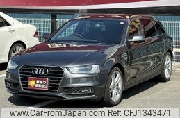 audi a4 2015 -AUDI 【和歌山 300ﾔ3850】--Audi A4 8KCDN--FA175735---AUDI 【和歌山 300ﾔ3850】--Audi A4 8KCDN--FA175735-