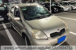 toyota vitz 2002 CFJ1834752
