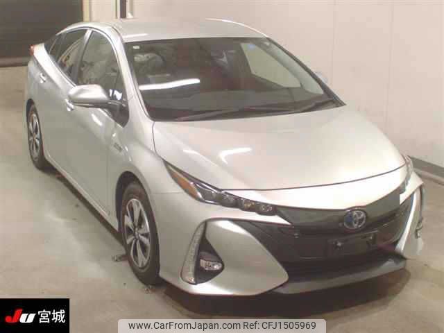 toyota prius-phv 2020 CFJ1505969 image 1