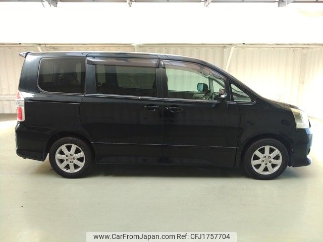 toyota noah 2008 CFJ1757704 image 2