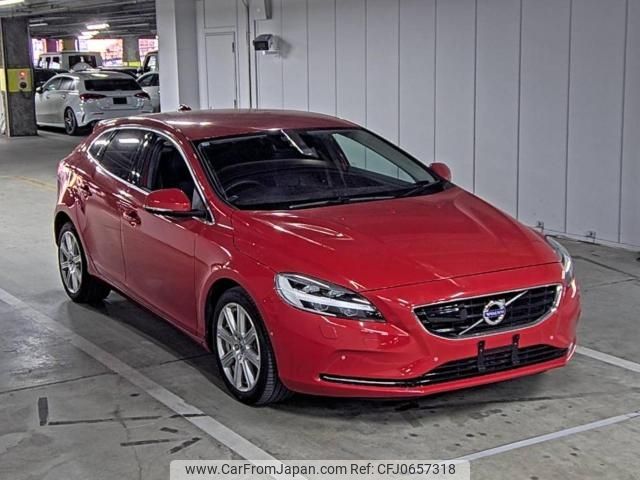 volvo v40 2017 -VOLVO--Volvo V40 YV1MV2920J2452078---VOLVO--Volvo V40 YV1MV2920J2452078- image 1