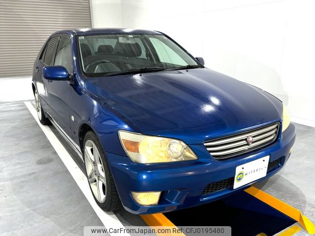 toyota altezza 1999 Mitsuicoltd_TYAT0031231R0609 image 2