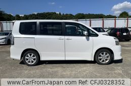 toyota voxy 2007 NIKYO_PA28990