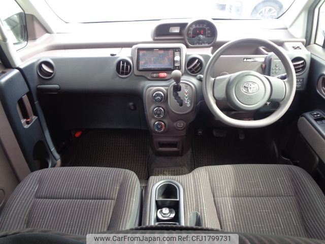 toyota spade 2015 CFJ1799731 image 2