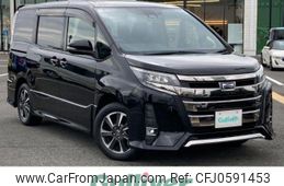 toyota noah 2017 -TOYOTA--Noah DBA-ZRR80W--ZRR80-0390740---TOYOTA--Noah DBA-ZRR80W--ZRR80-0390740-