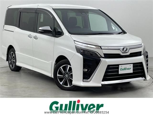 toyota voxy 2019 -TOYOTA--Voxy DBA-ZRR80W--ZRR80-0576147---TOYOTA--Voxy DBA-ZRR80W--ZRR80-0576147- image 1
