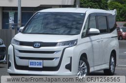 toyota noah 2023 quick_quick_6AA-ZWR90W_ZWR90-0117676