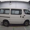 toyota hiace-van 2004 CFJ1693022 image 8