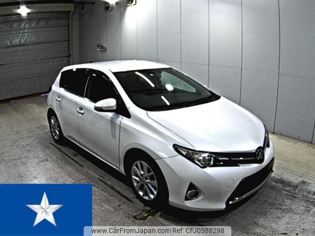 toyota auris 2014 -TOYOTA--Auris NZE181H--NZE181-6015470---TOYOTA--Auris NZE181H--NZE181-6015470- image 1