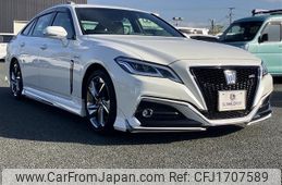 toyota crown 2018 CFJ1707589