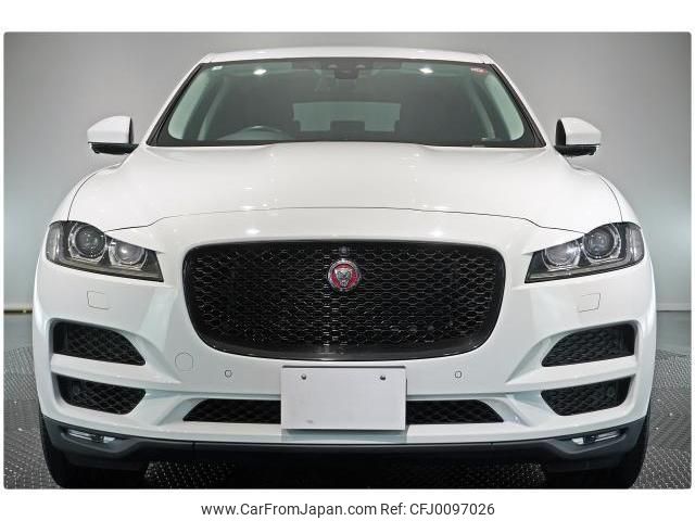 jaguar f-pace 2016 quick_quick_LDA-DC2NA_SADCA2AN0HA064114 image 2