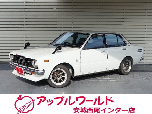 新品　TOYOTA スプリンター SPRINTER ゴールド シガレット 1976 Toyota Sprinter Sedan KE60 - Car Price $20,778