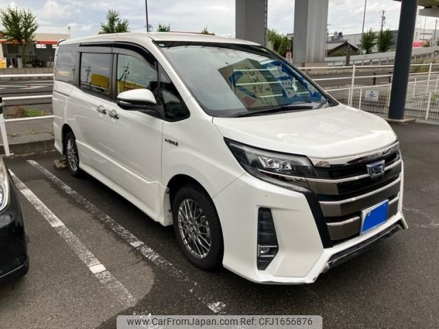 toyota noah 2018 CFJ1656876 image 1