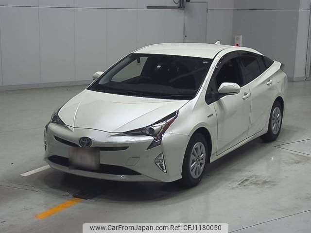 toyota prius 2018 -TOYOTA--Prius DAA-ZVW55--ZVW55-8066232---TOYOTA--Prius DAA-ZVW55--ZVW55-8066232- image 1