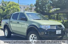 mitsubishi triton 2006 CFJ1471279