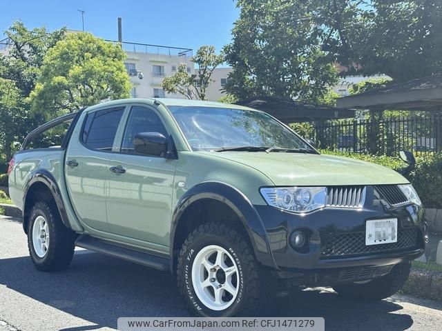 mitsubishi triton 2006 CFJ1471279 image 1