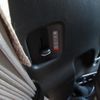 toyota hiace-van 2017 GOO_JP_700040301030250507001 image 36