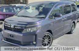 toyota voxy 2015 CFJ1538997