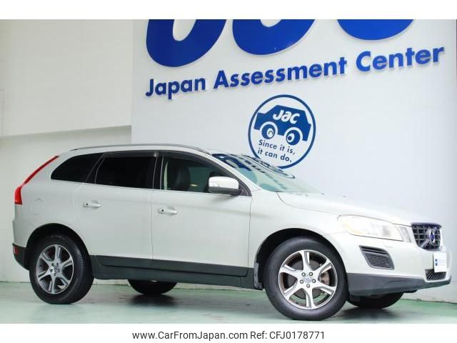 volvo xc60 2011 quick_quick_CBA-DB4204TXC_YV1DZ9056B2212075 image 1