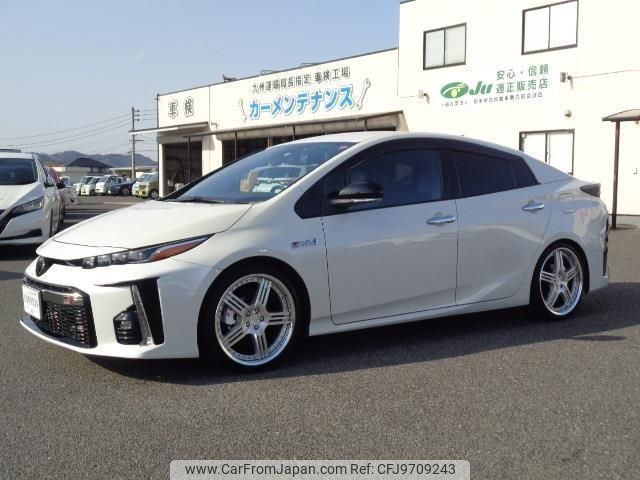 toyota prius-phv 2018 quick_quick_DLA-ZVW52_ZVW52-3083099 image 1