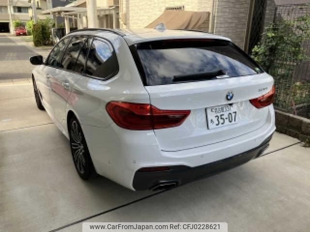 bmw 5-series 2018 quick_quick_ABA-JT20_WBAJT32010BM49943 image 2