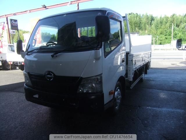 hino dutro 2011 GOO_NET_EXCHANGE_0801198A30250627W001 image 2